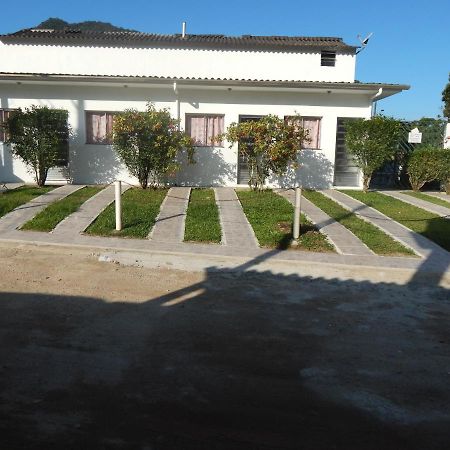 De Ville Chales Villa Убатуба Екстериор снимка